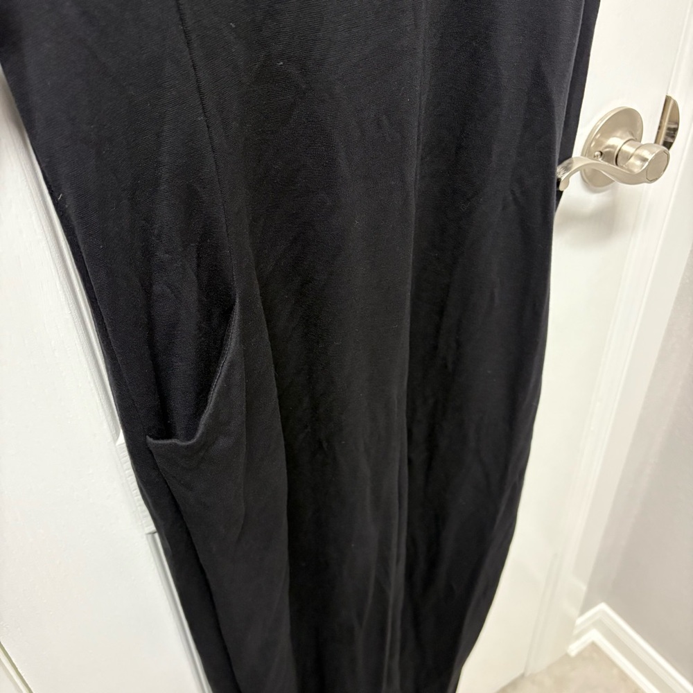 Women's Black V-Neck Spaghetti Strap Jumpsuit - Picture 4 of 7